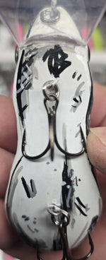 Load image into Gallery viewer, Brothers Brimm &amp; Sacpig collab - Ninja White